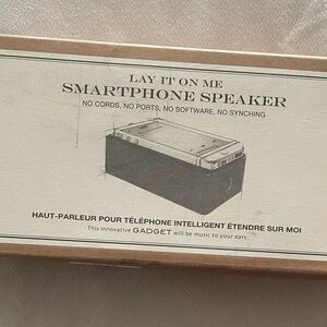 Lay It On Me Smartphone Speaker - Black